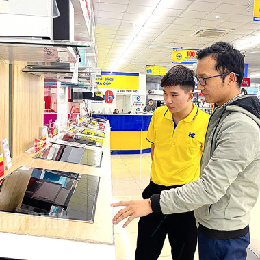 Điện máy đắt hàng dịp cuối năm